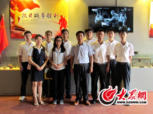 建行日照济南路支行团支部赴日照抗战纪念馆参