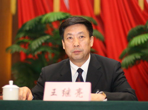 来策义不再任新疆兵团副司令 王继亮不再任副政委(图)