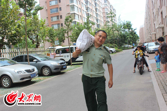 根据不同情况定制方案日照边防民警帮扶困难群众